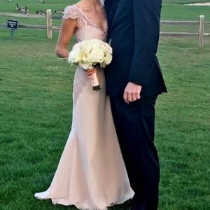 Beautiful lace dress!